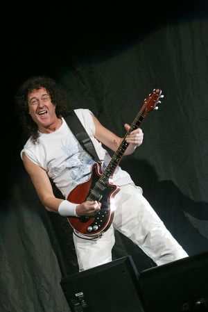 Queen w Paul Rodgers at the Coliseum Apr13-06 009.jpg